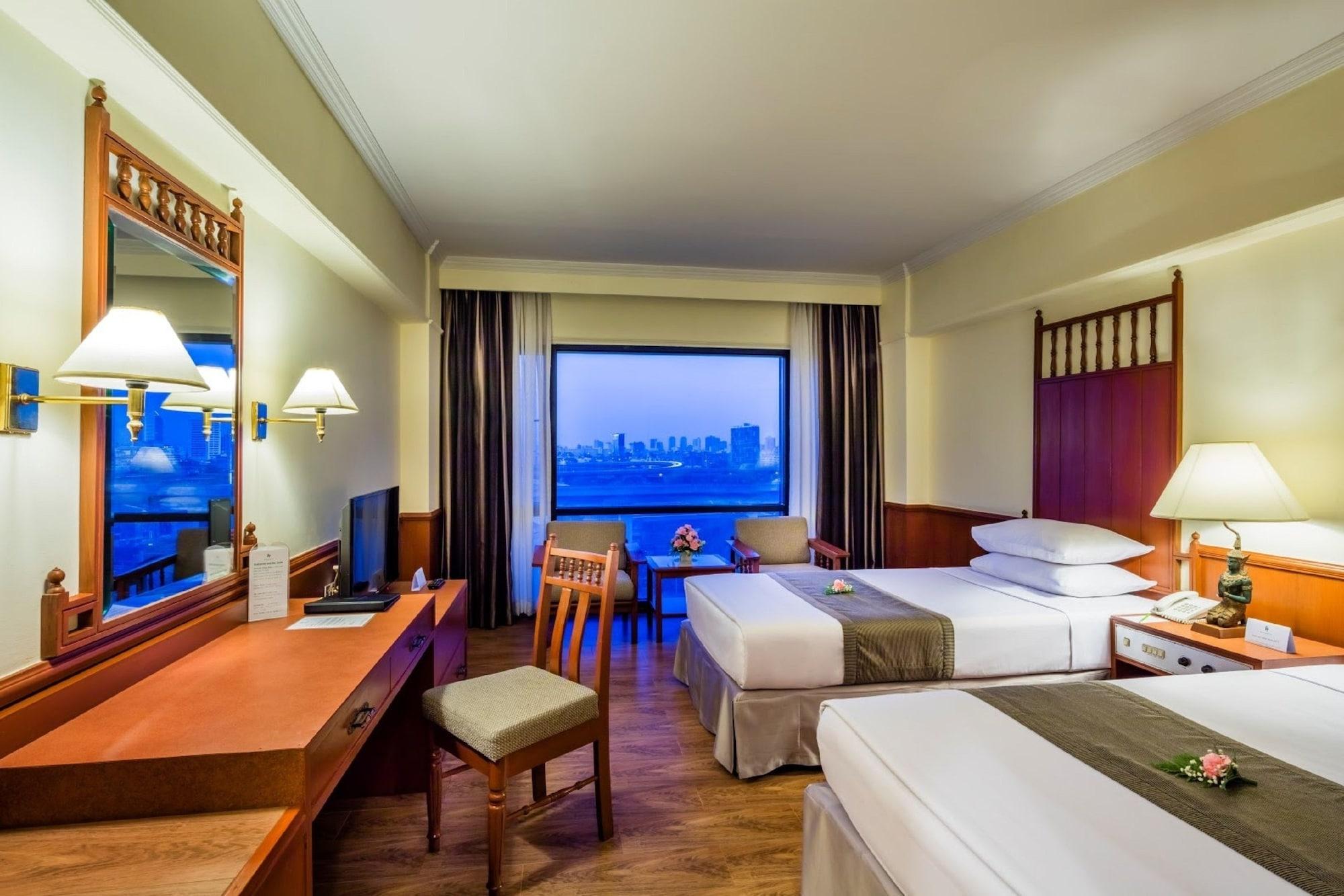 Bangkok Palace Hotel Екстериор снимка
