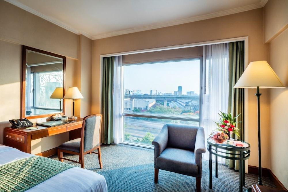 Bangkok Palace Hotel Екстериор снимка