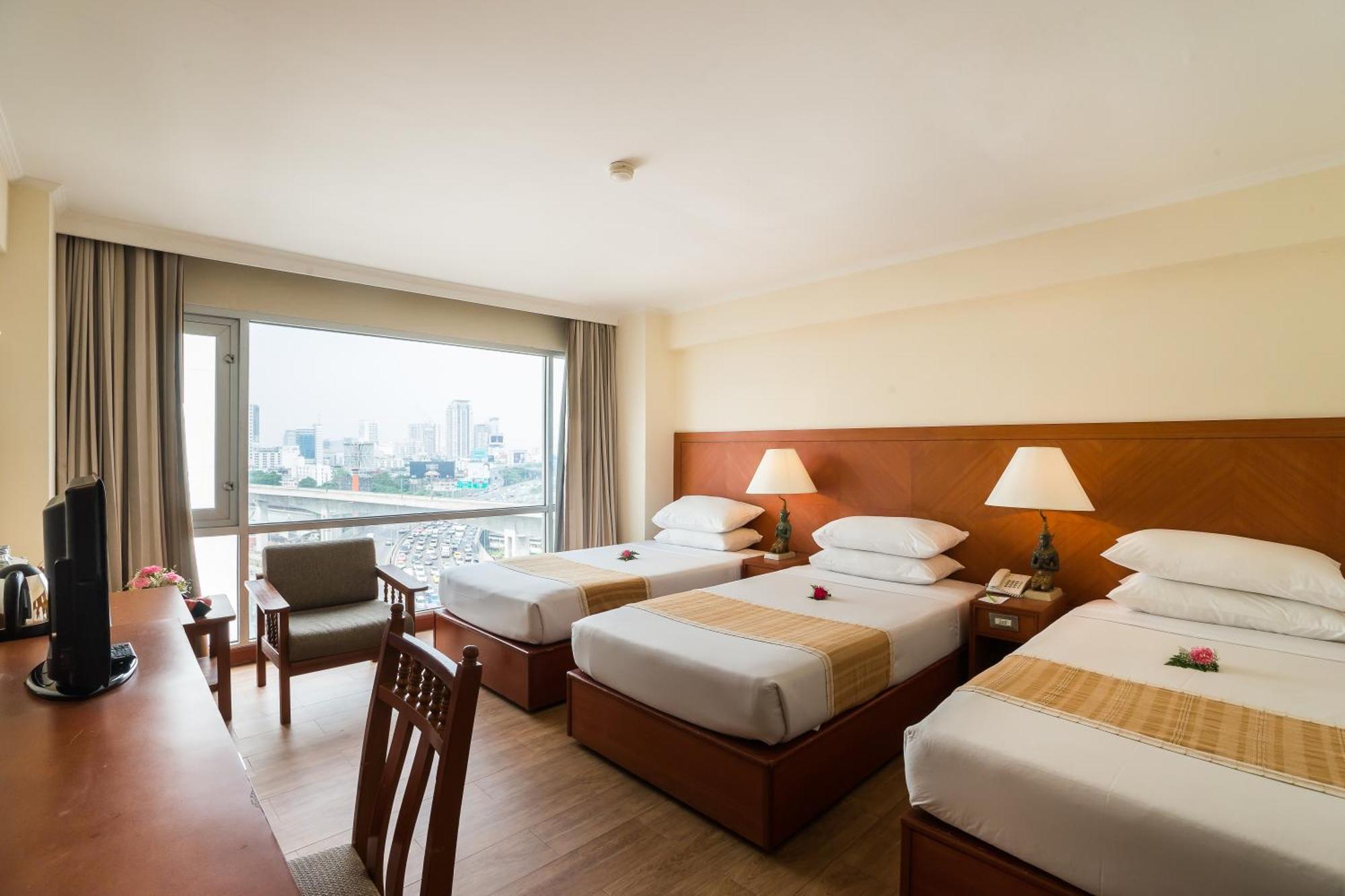 Bangkok Palace Hotel Екстериор снимка