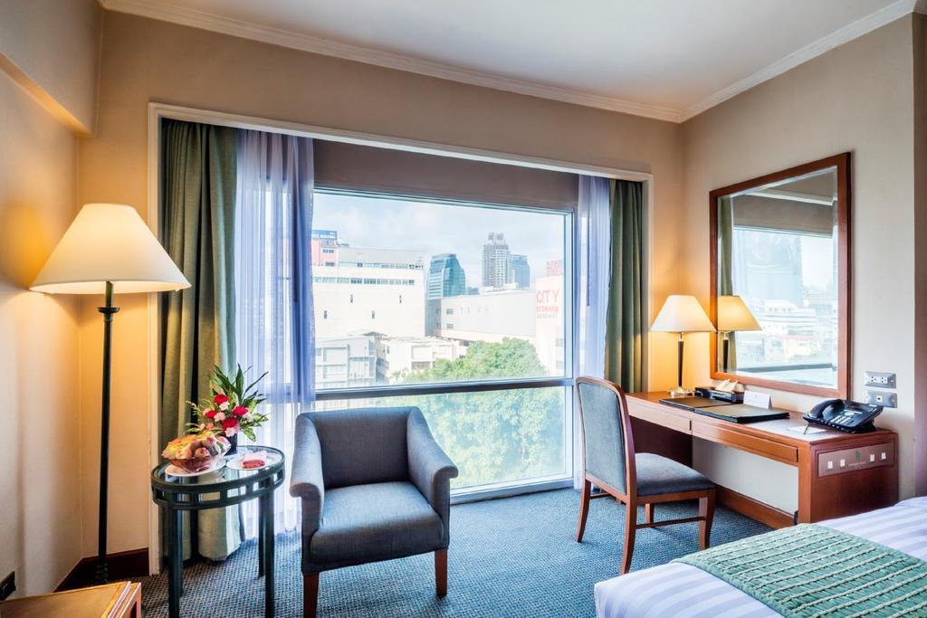 Bangkok Palace Hotel Екстериор снимка